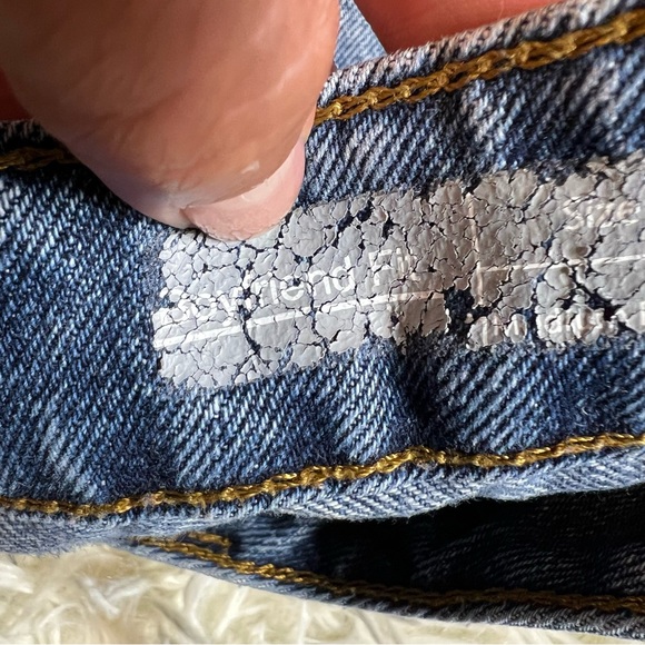 Women’s Embroidered Straight Leg Ankle Sz 8 Jeans W/pockets Raw Hem Distressed - Picture 10 of 12